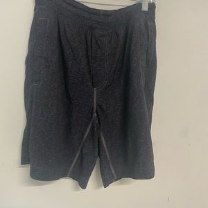 Lululemon men’s gray/black shorts with liner size large